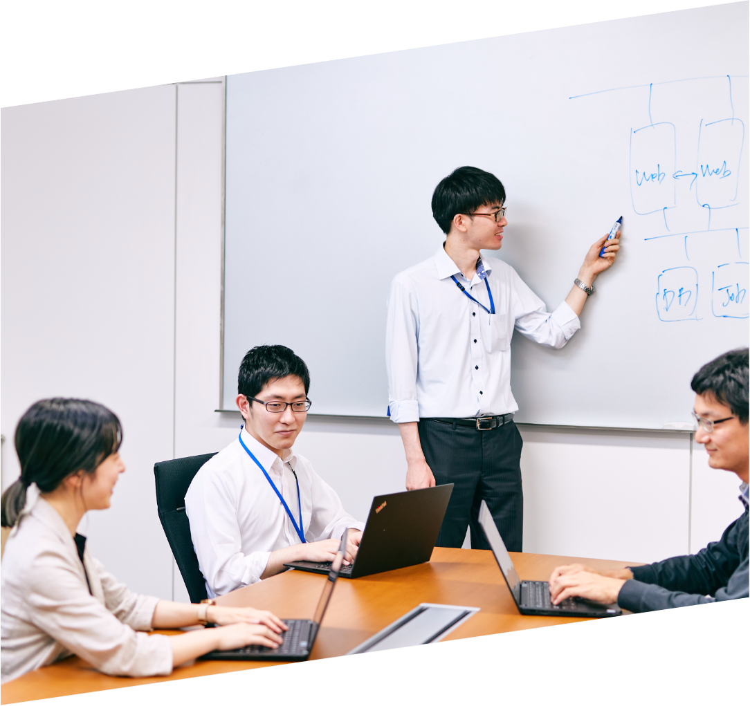 成長意欲とポテンシャル重視。経験や学部学科を問わず、次世代のエンジニアを採用しています。